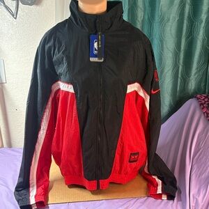 Nike Black/Red Chicago Bulls Windbreaker Jacket